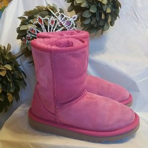 Ugg pink classic short boots with sparkles!
